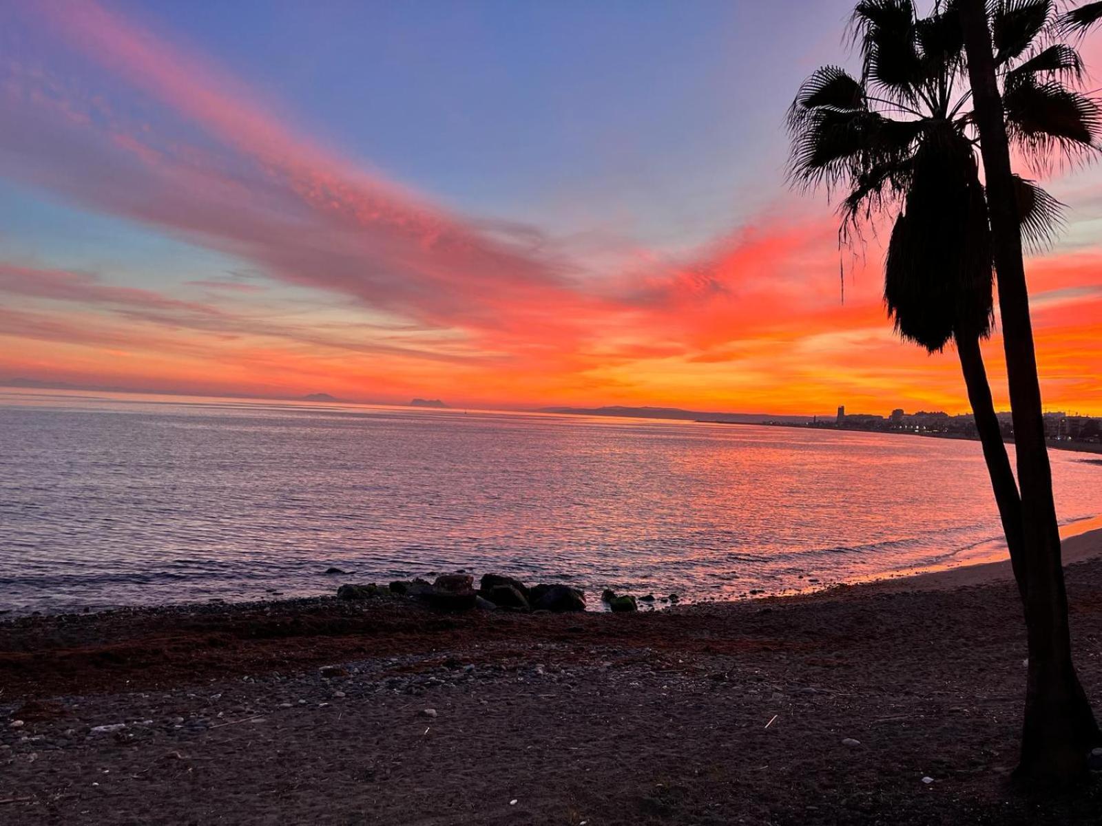 El Faro Vacaciones En Estepona Kültér fotó